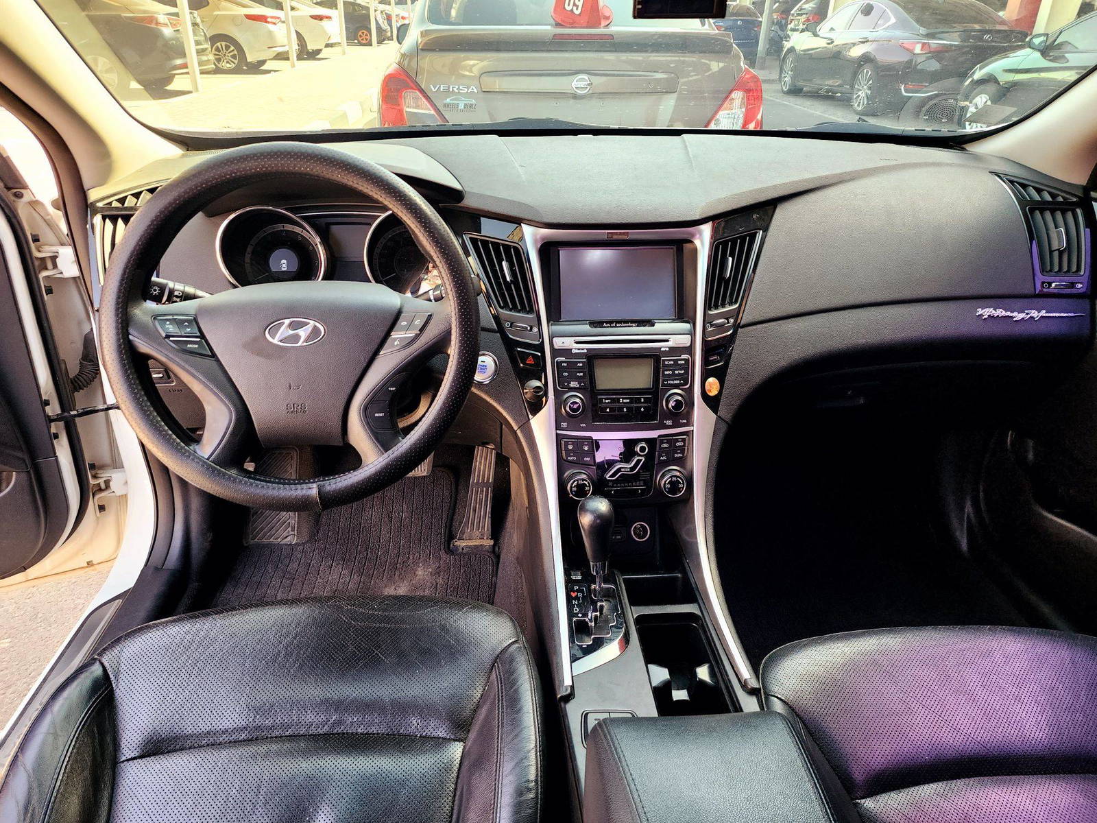 2010 HYUNDAI SONATA — 203790 KM — Lot AA101149 — Souq - Marhaba Auctions Used Cars - Image 7