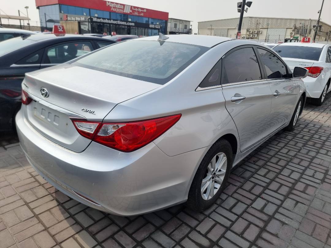 2012 HYUNDAI SONATA — 190403 KM — Lot 473279 — Souq - Marhaba Auctions Used Cars - Image 4