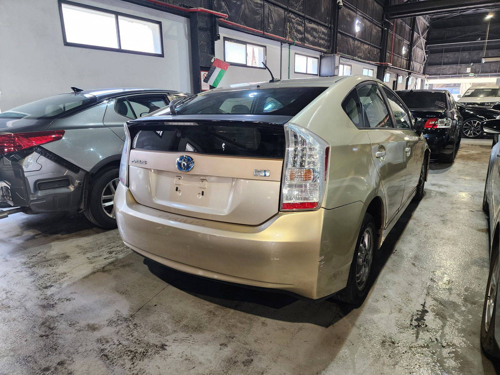2010 TOYOTA PRIUS — 214824 Miles — Lot 42611712 — Main - Marhaba Auctions Used Cars - Image 5