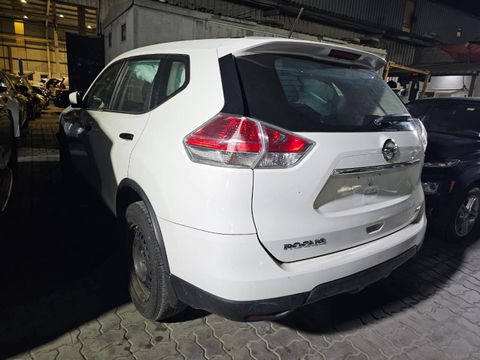 2016 NISSAN ROGUE at Marhaba Auctions