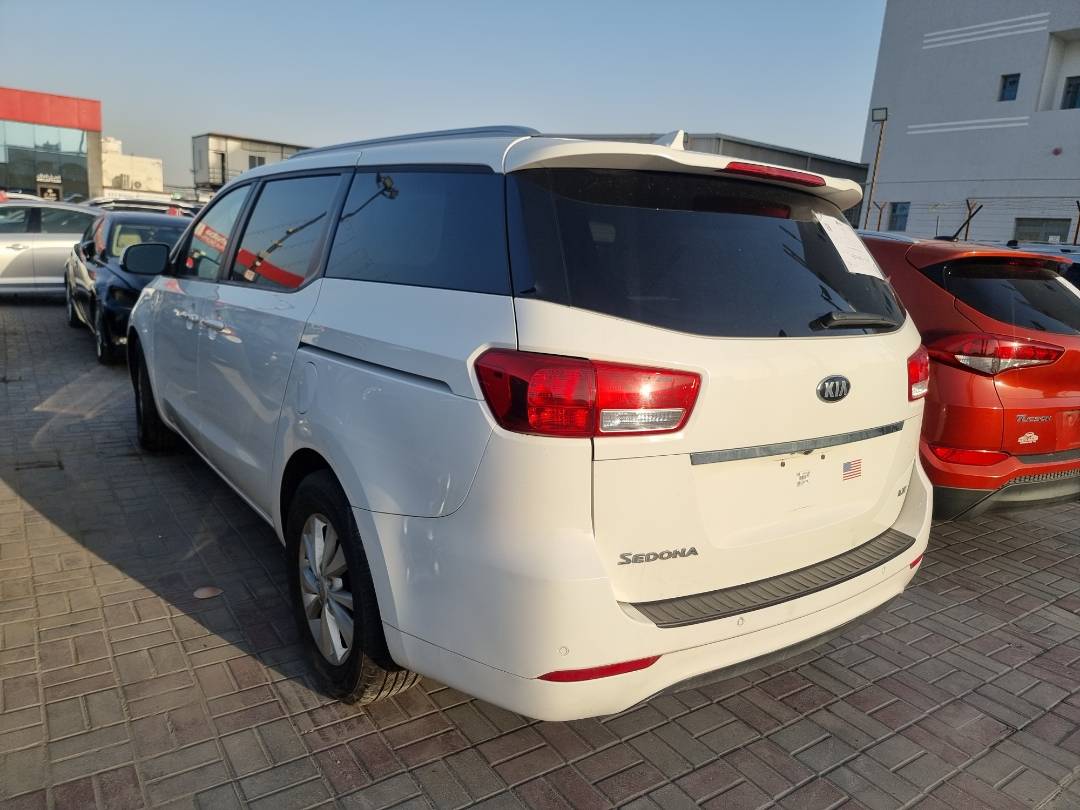 KIA SEDONA 2017 - Marhaba Auction Used Cars - Image 5