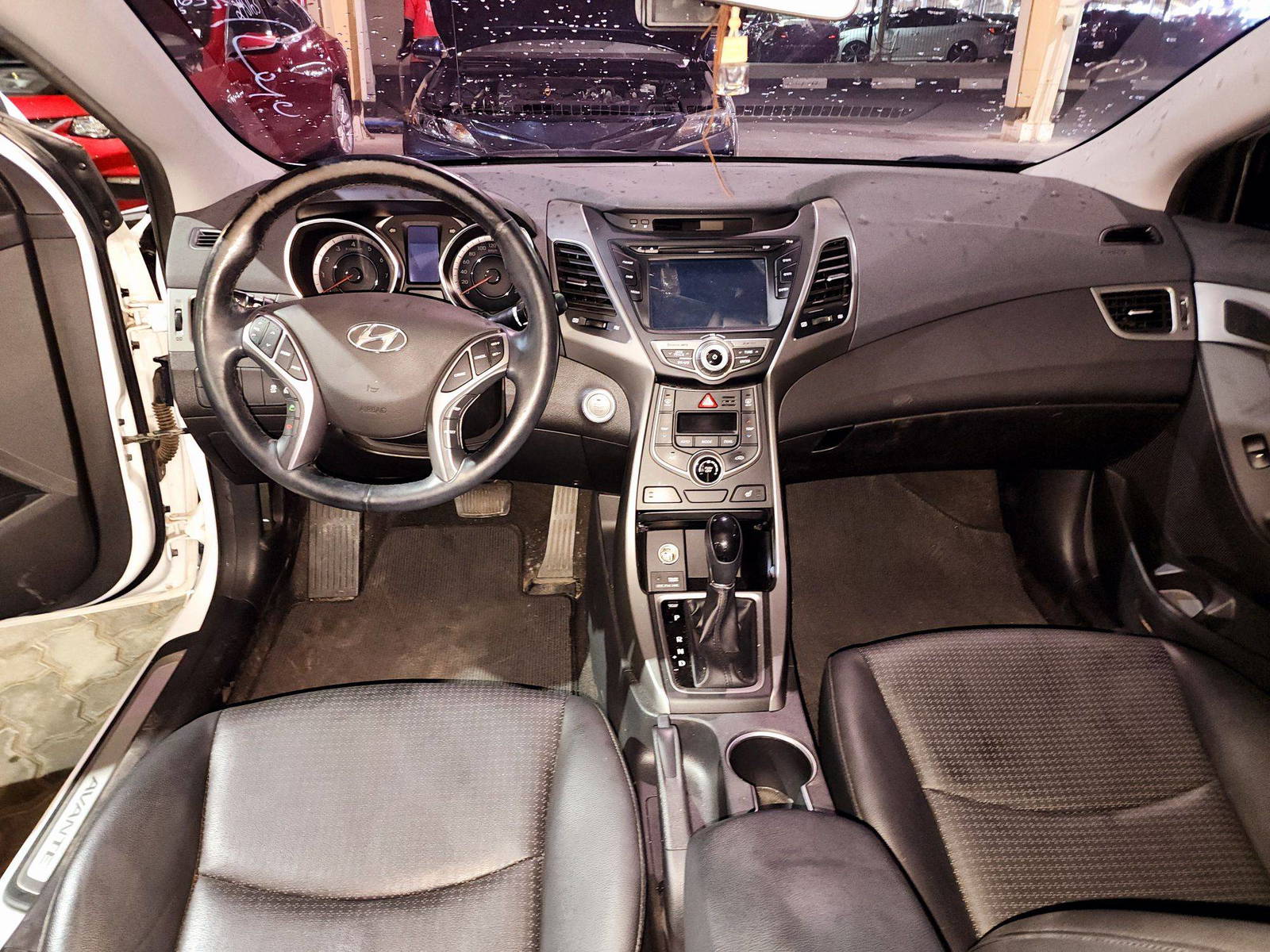 2015 HYUNDAI AVANTE — 52840 KM — Lot BFU305198 — Souq - Marhaba Auctions Used Cars - Image 7