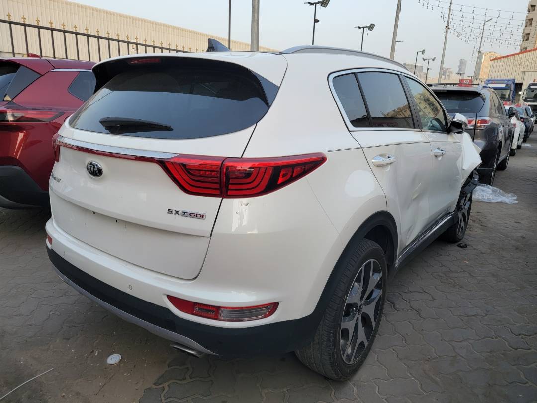 2017 KIA SPORTAGE — 25888 Miles — Lot H7215808 — Main - Marhaba Auctions Used Cars - Image 3