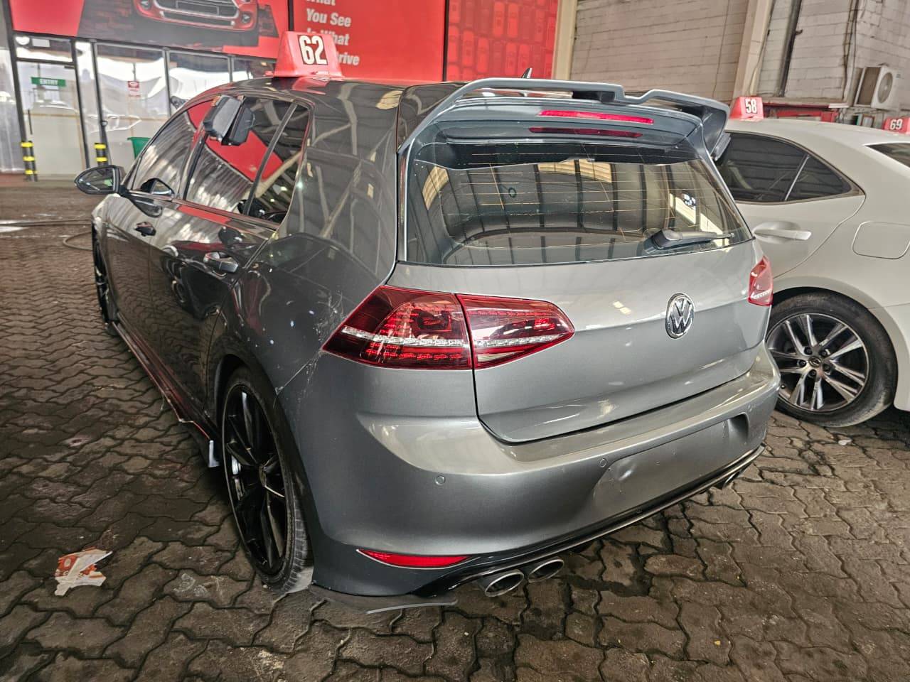 2016 VOLKSWAGEN GOLF GT — 225558 KM — Lot GW307071 — Main - Marhaba Auctions Used Cars - Image 5