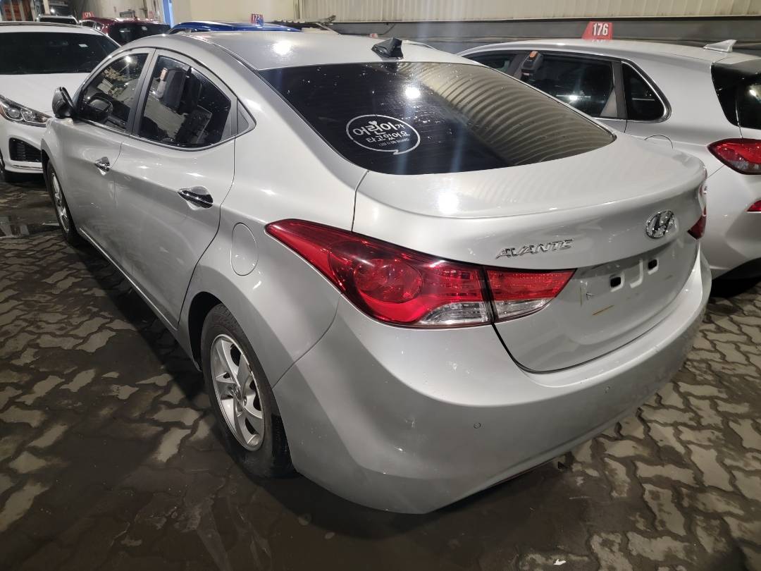 2014 HYUNDAI AVANTE — 133763 KM — Lot 848655 — Main - Marhaba Auctions Used Cars - Image 5