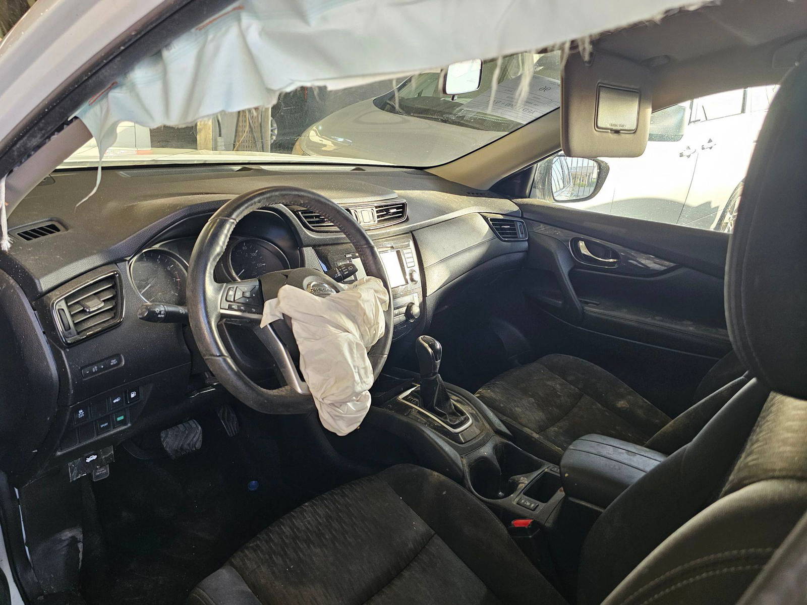 NISSAN ROGUE 2018 - Marhaba Auction Used Cars - Image 7