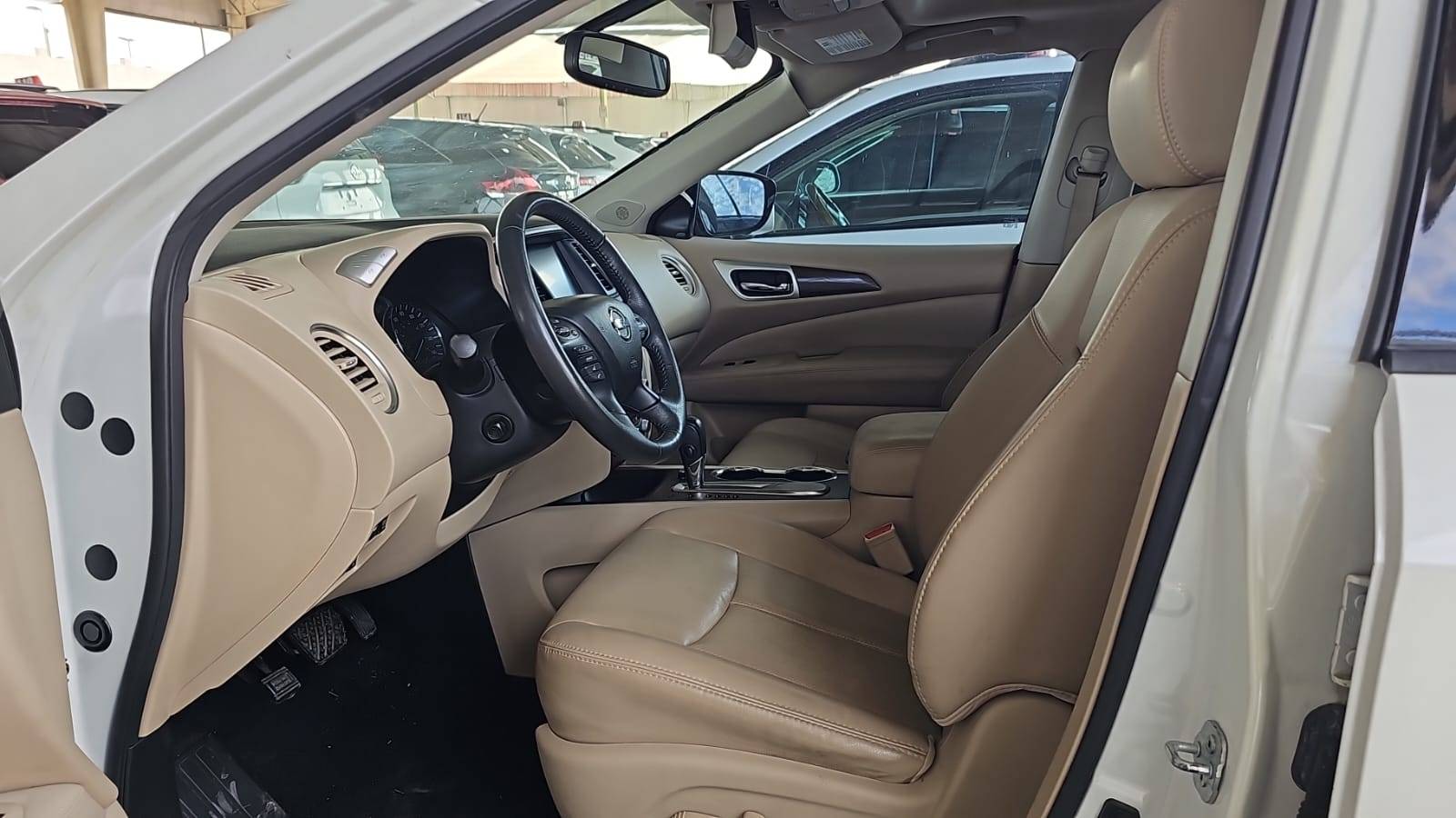 2017 NISSAN PATHFINDER — 112559 Miles — Lot HC600818 — Souq - Marhaba Auctions Used Cars - Image 6