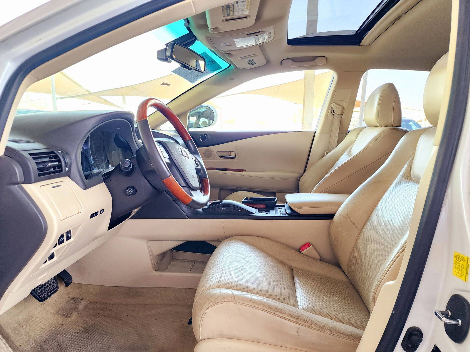 2010 LEXUS RX 450H — 191749 Miles — Lot A2413493 — Souq - Marhaba Auctions Used Cars - Image 9