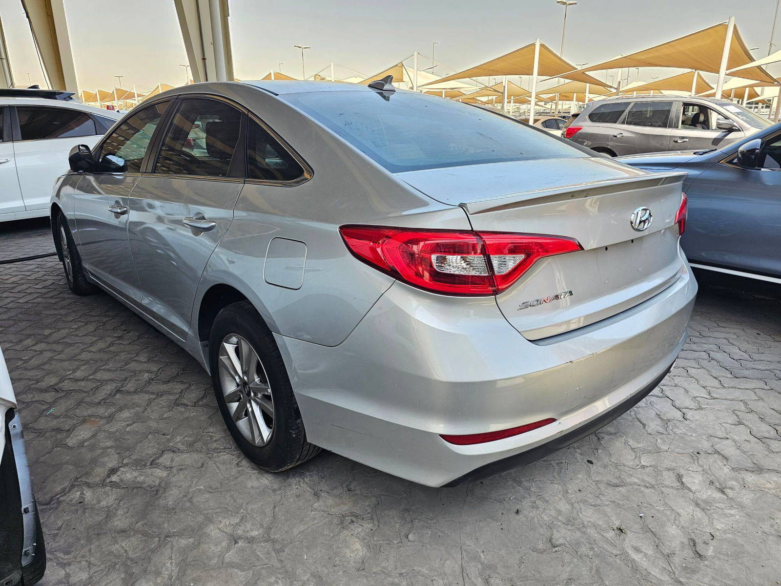 2016 HYUNDAI SONATA — 127606 Miles — Lot 9GH408455 — Souq - Marhaba Auctions Used Cars - Image 5