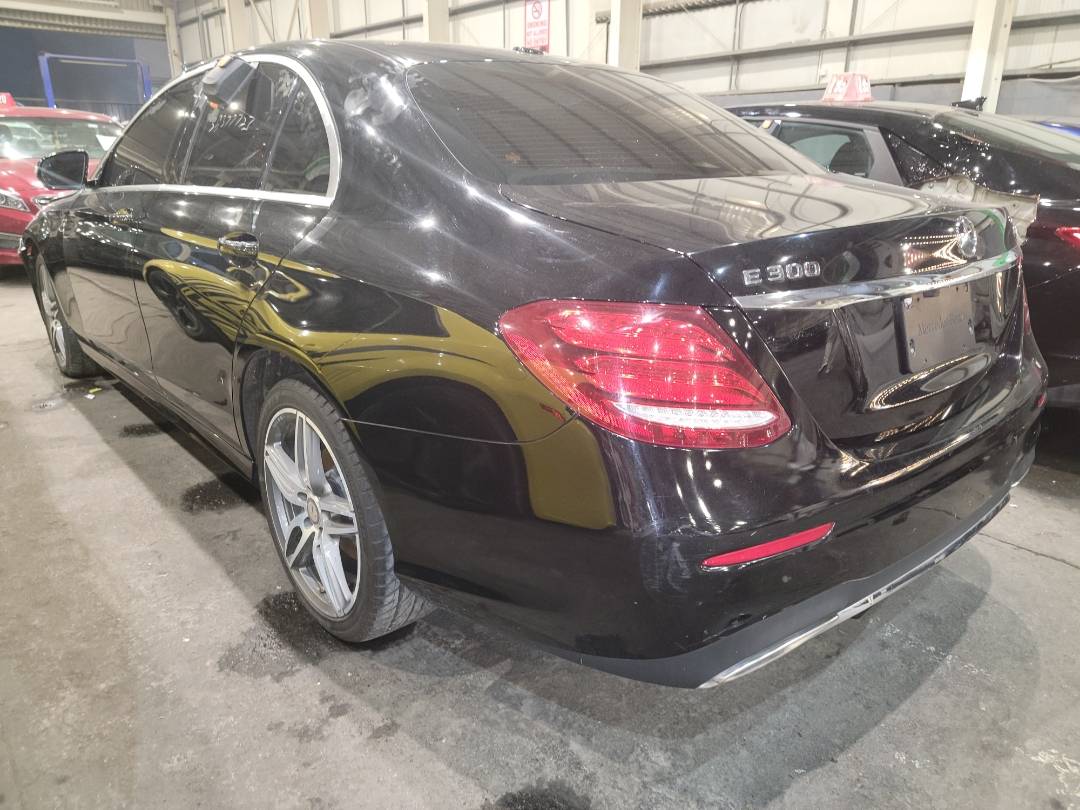 2017 MERCEDES BENZ E-300 — 82452 Miles — Lot A035448 - Marhaba Auctions Used Cars - Image 3