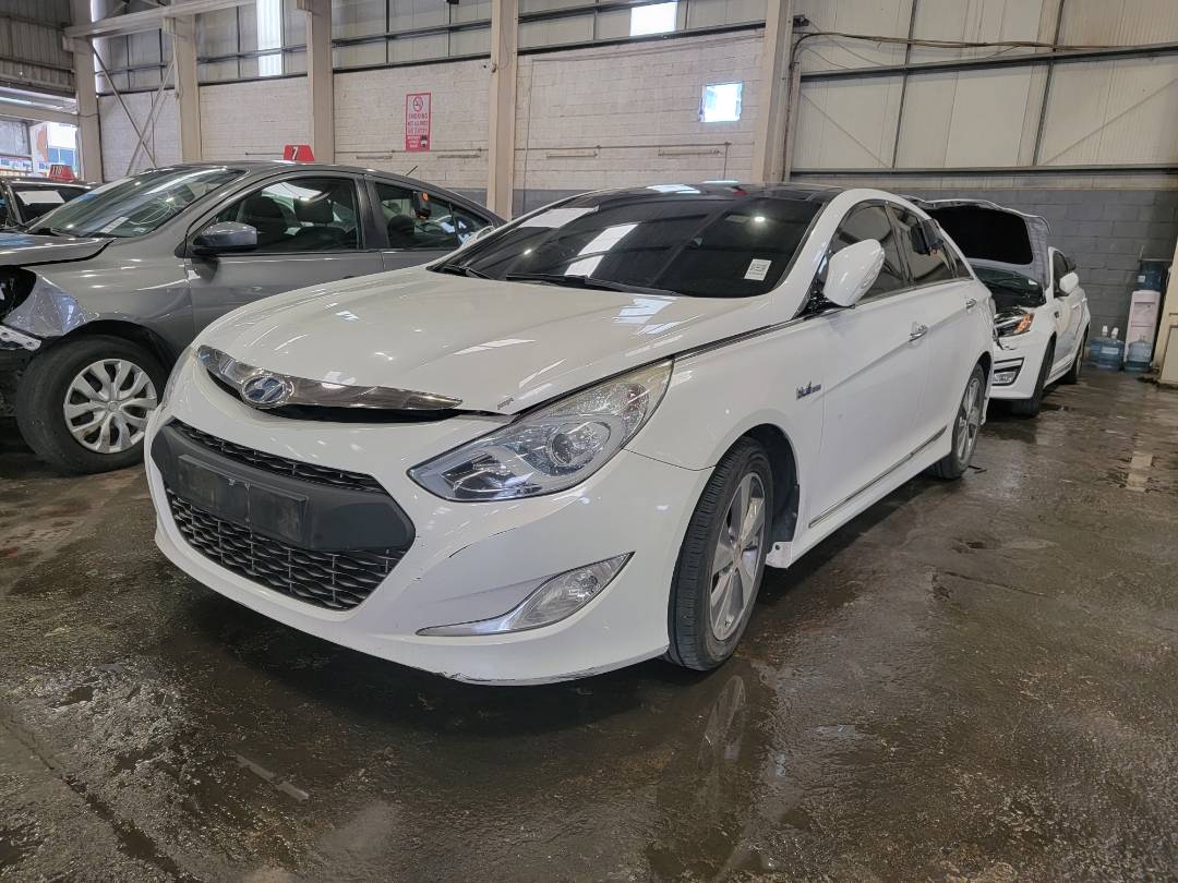 2012 HYUNDAI SONATA — 258173 KM — Lot 041037 — Main - Marhaba Auctions Used Cars - Image 3