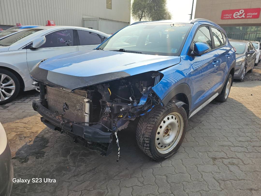 2018 HYUNDAI TUCSON — 141000 KM — Lot 59164485 — Souq - Marhaba Auctions Used Cars - Image 4