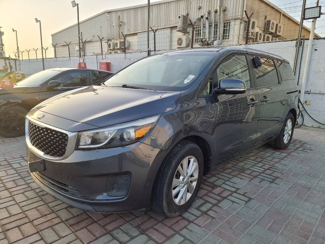 2015 KIA SEDONA — 141451 Miles — Lot 5C15F6020716 — Ind. 12 - Marhaba Auctions Used Cars - Image 3