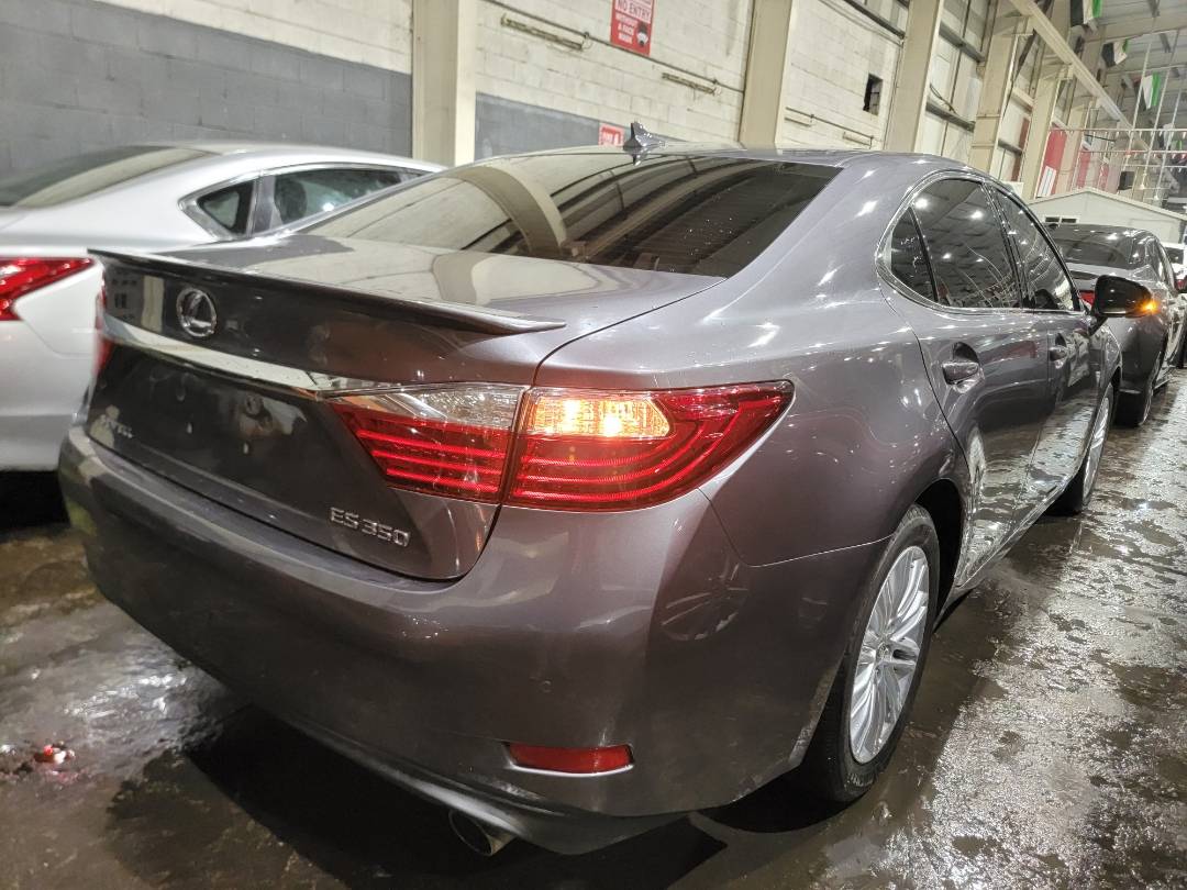 2013 LEXUS ES 350 — 147630 Miles — Lot 055126 - Marhaba Auctions Used Cars - Image 10