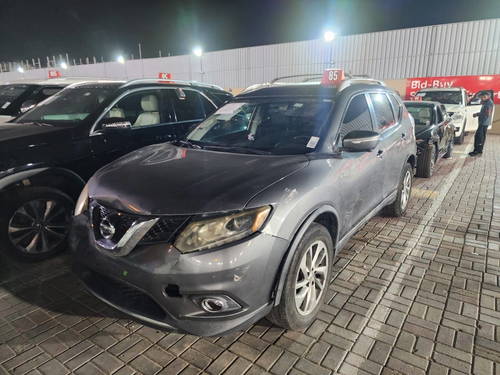 2015 NISSAN ROGUE at Marhaba Auctions