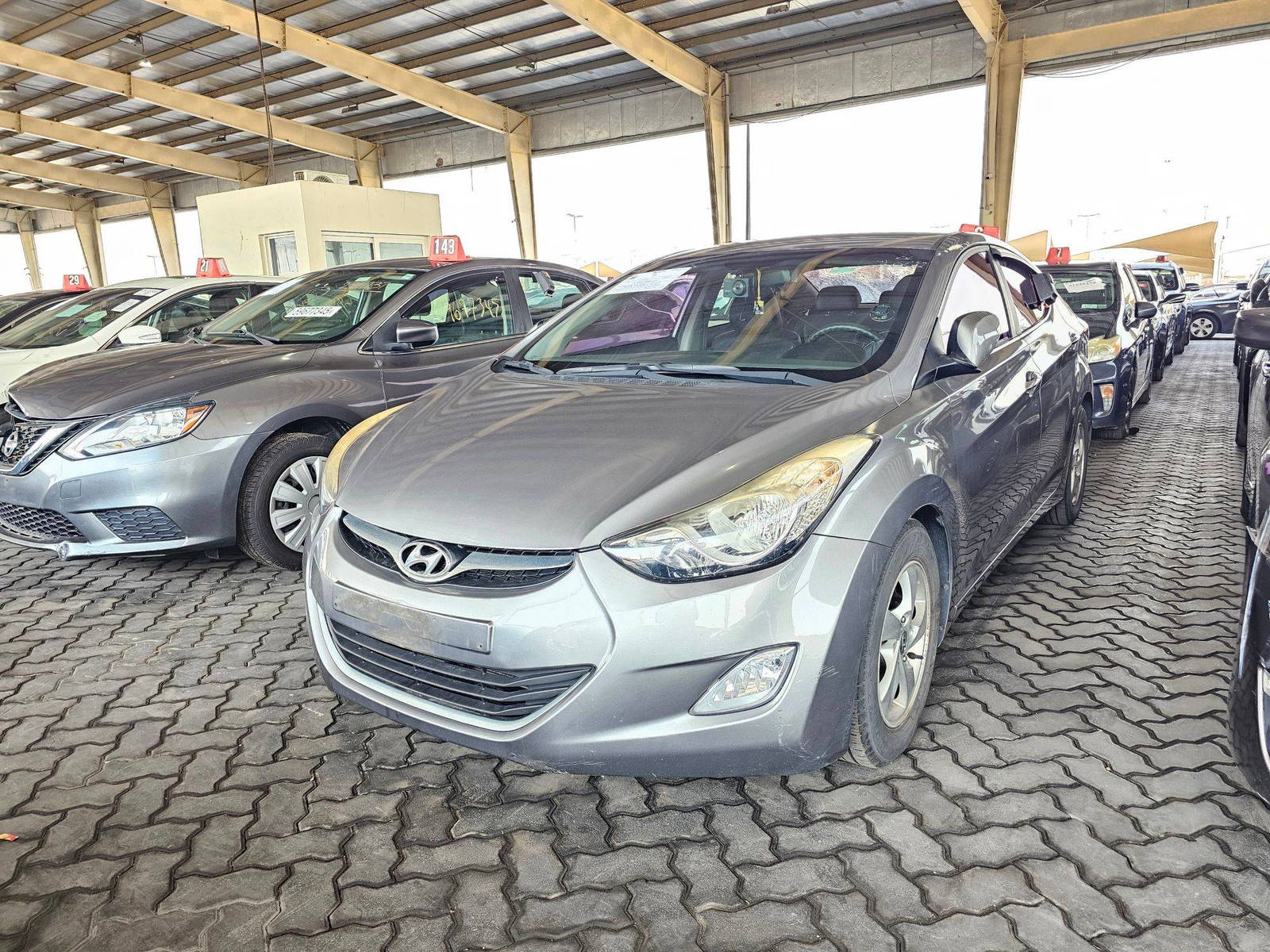2011 HYUNDAI AVANTE — 99967 KM — Lot 125114 — Souq - Marhaba Auctions Used Cars - Image 3