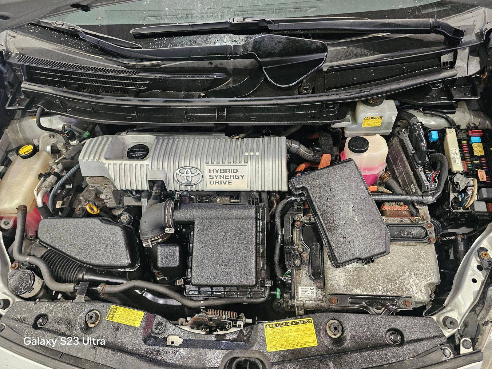 TOYOTA PRIUS 2010 - Marhaba Auction Used Cars - Image 12