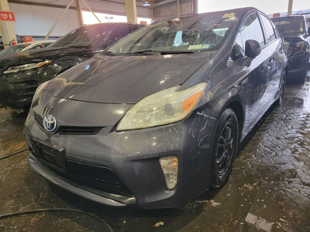 2014 TOYOTA PRIUS — 196435 Miles — Lot U5E0376922 — Main - Marhaba Auctions Used Cars - Image 6
