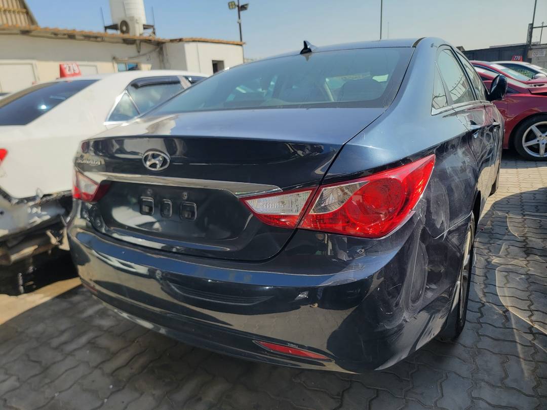 2013 HYUNDAI SONATA — 220645 Miles — Lot 671877 — Main - Marhaba Auctions Used Cars - Image 3