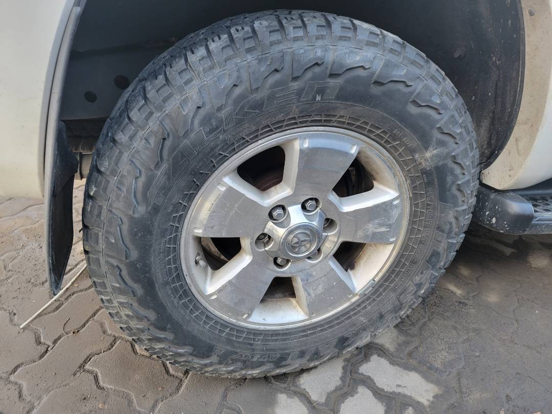 2008 TOYOTA 4RUNNER SR5 — 226868 Miles — Lot 38627743 - Marhaba Auctions Used Cars - Image 4