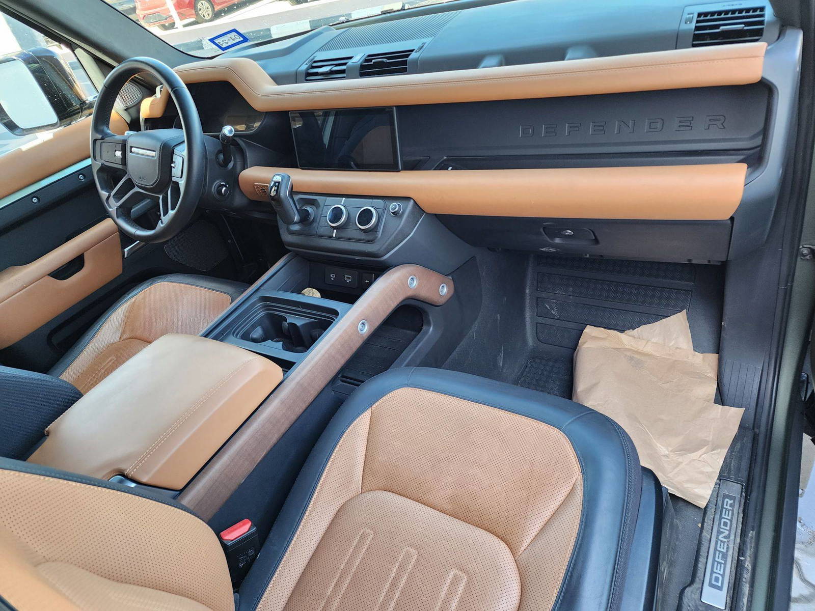 2021 LAND ROVER DEFENDER 90 — 18634 Miles — Lot 62706653 - Marhaba Auctions Used Cars - Image 5