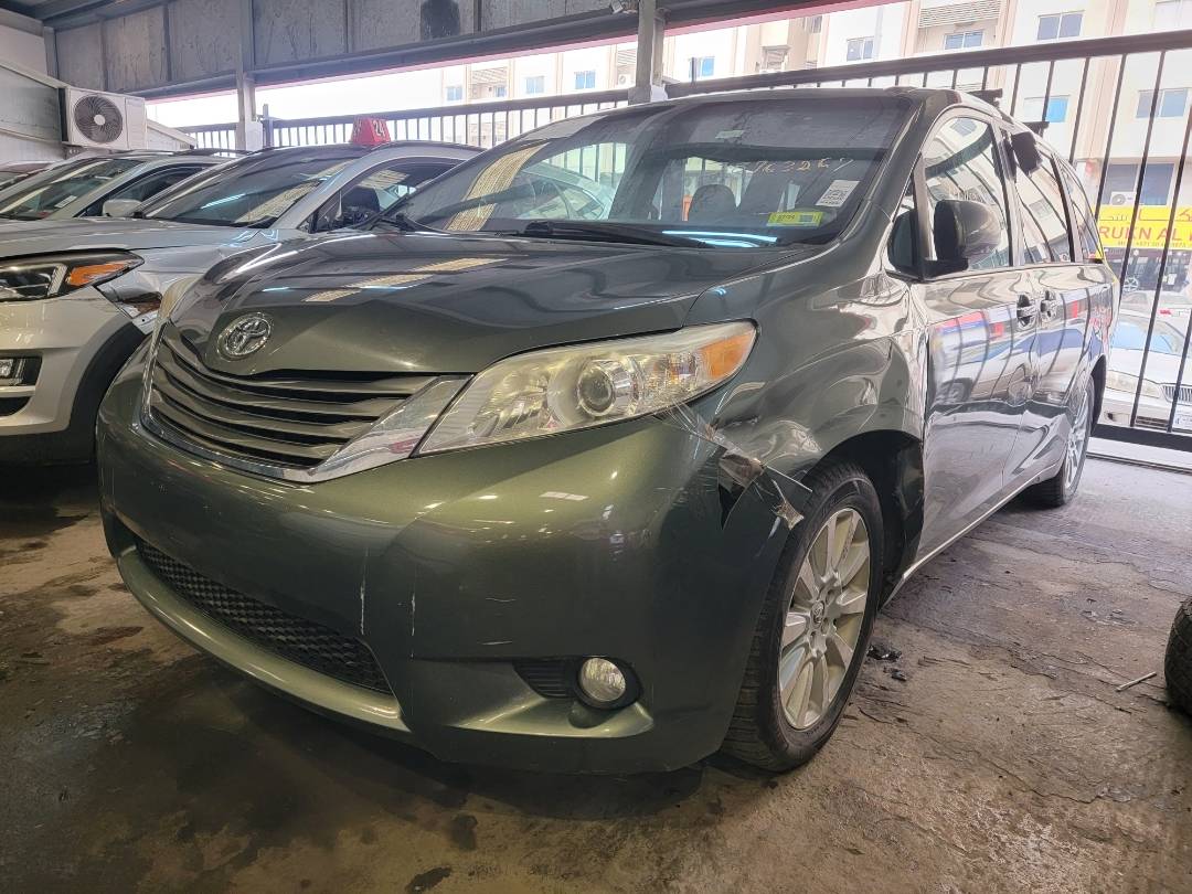 2013 TOYOTA SIENNA — 187371 Miles — Lot 056623 — Main - Marhaba Auctions Used Cars - Image 5