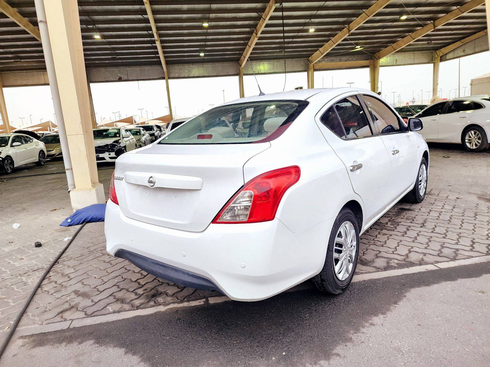 2022 NISSAN SUNNY — 72053 KM — Lot G135346 — Souq - Marhaba Auctions Used Cars - Image 4