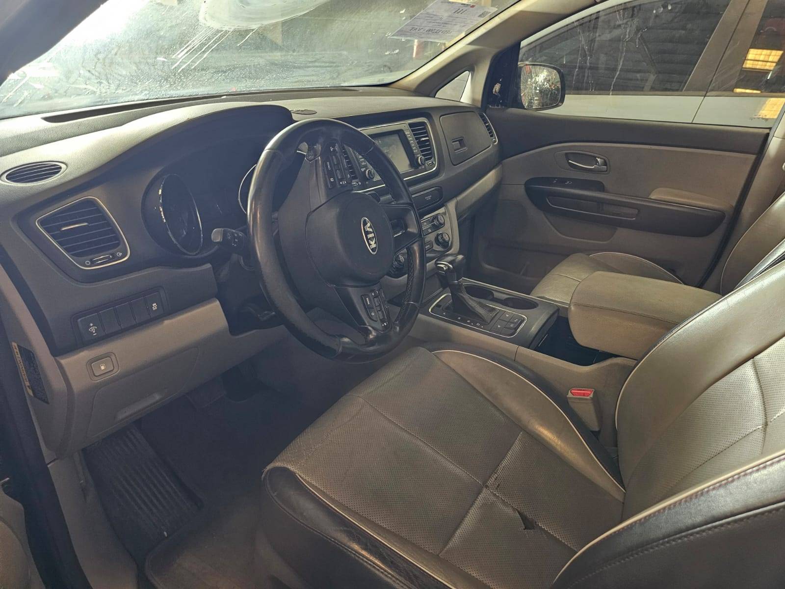 2017 KIA SEDONA — 133010 Miles — Lot 9H6246132 — Main - Marhaba Auctions Used Cars - Image 7