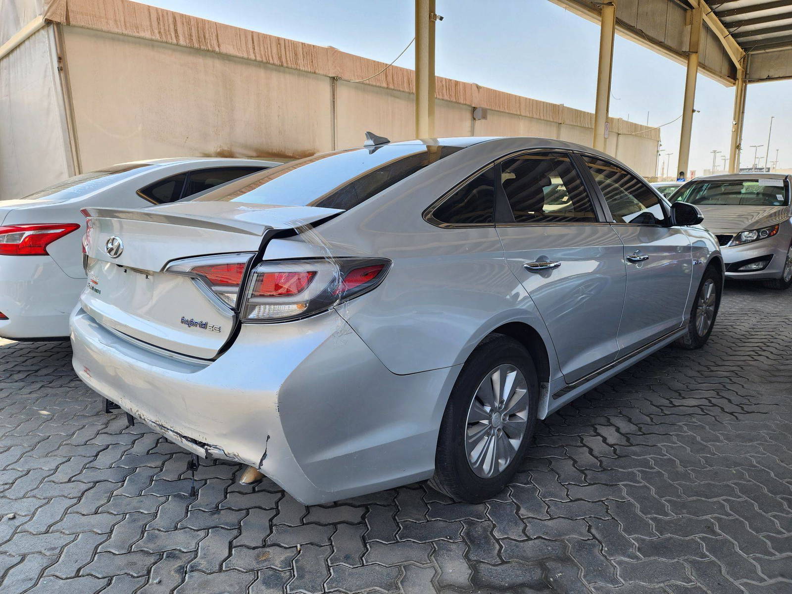 2016 HYUNDAI SONATA — 119801 Miles — Lot 55472334 — Souq - Marhaba Auctions Used Cars - Image 3