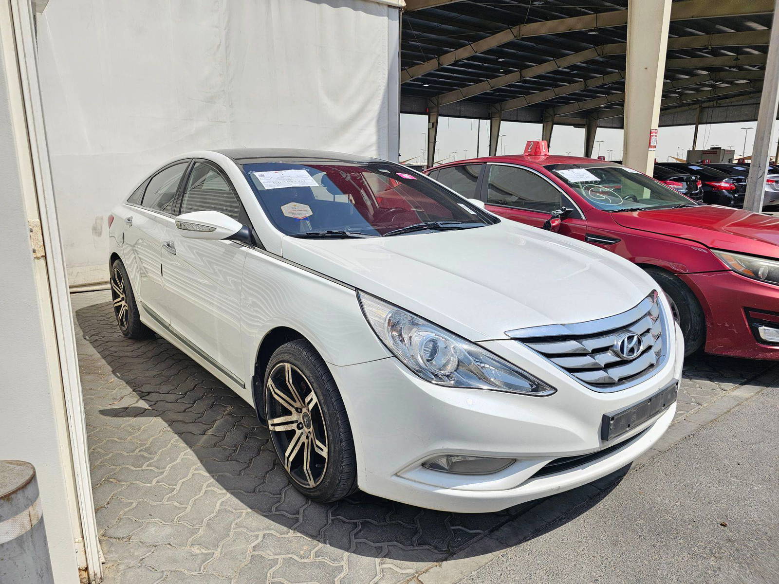 2011 HYUNDAI SONATA — 151944 KM — Lot 305758 — Souq - Marhaba Auctions Used Cars - Image 4