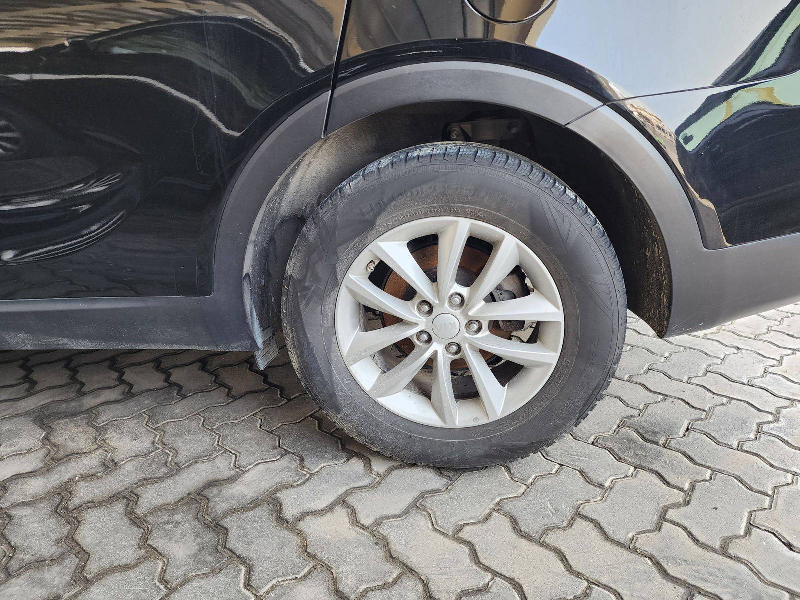 2018 KIA SORENTO — 143692 Miles — Lot 31502 — Souq - Marhaba Auctions Used Cars - Image 11