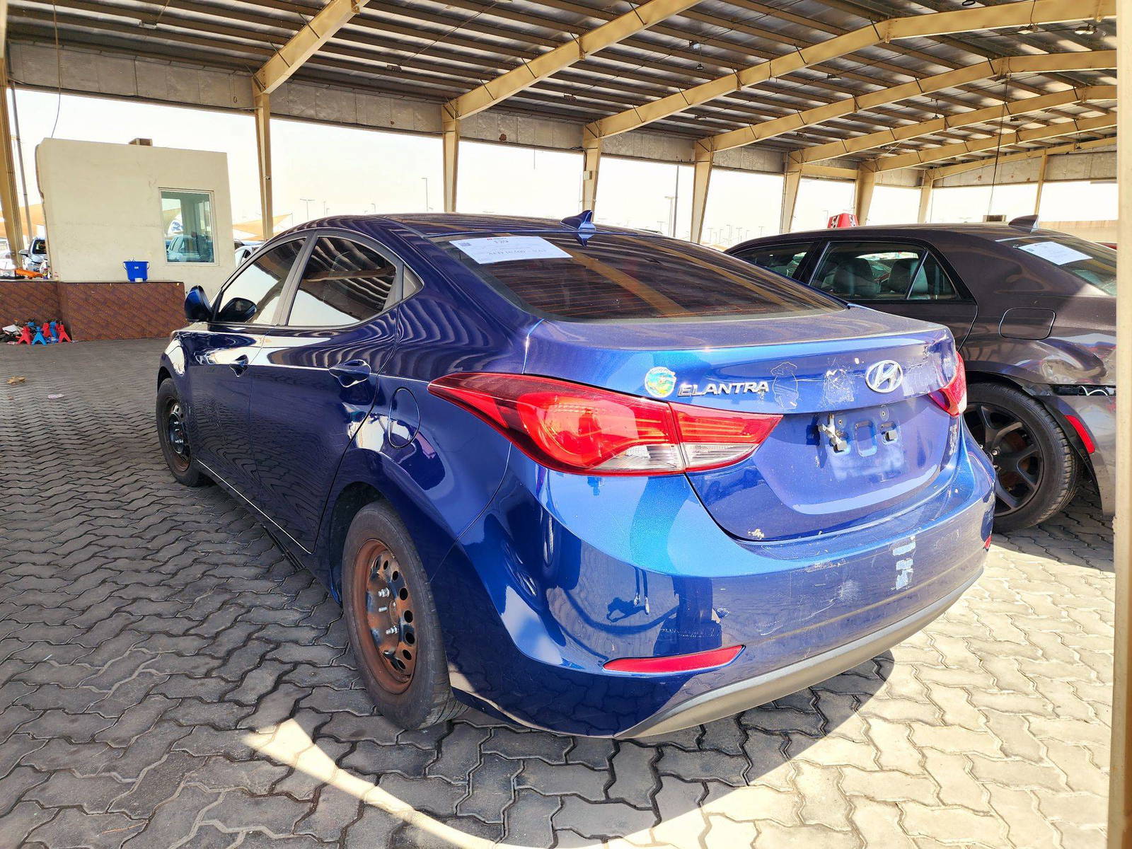 2016 HYUNDAI ELANTRA — 178962 Miles — Lot 1727994 — Souq - Marhaba Auctions Used Cars - Image 5