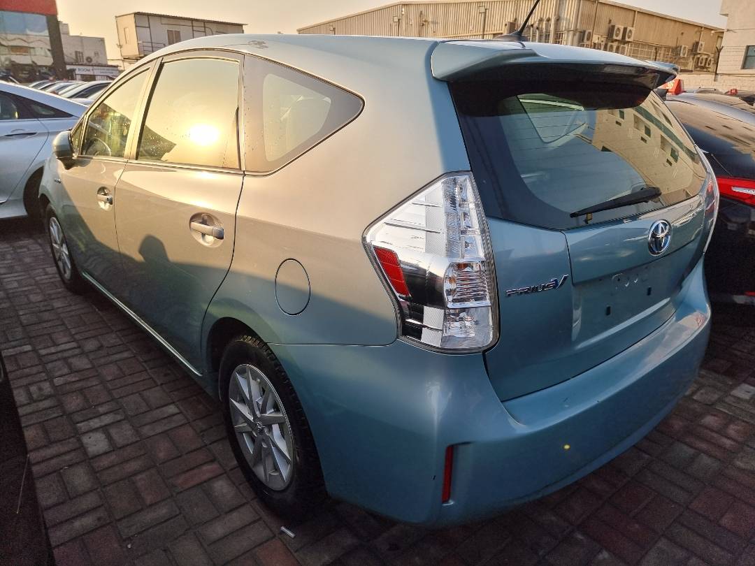 2014 TOYOTA PRIUS V — 129239 Miles — Lot 13406 — Ind. 12 - Marhaba Auctions Used Cars - Image 3