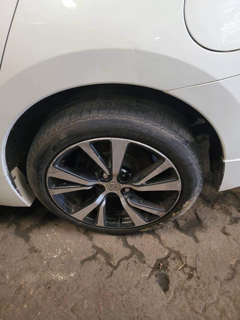 2017 NISSAN MAXIMA — 178272 Miles — Lot HC443565 — Main - Marhaba Auctions Used Cars - Image 9