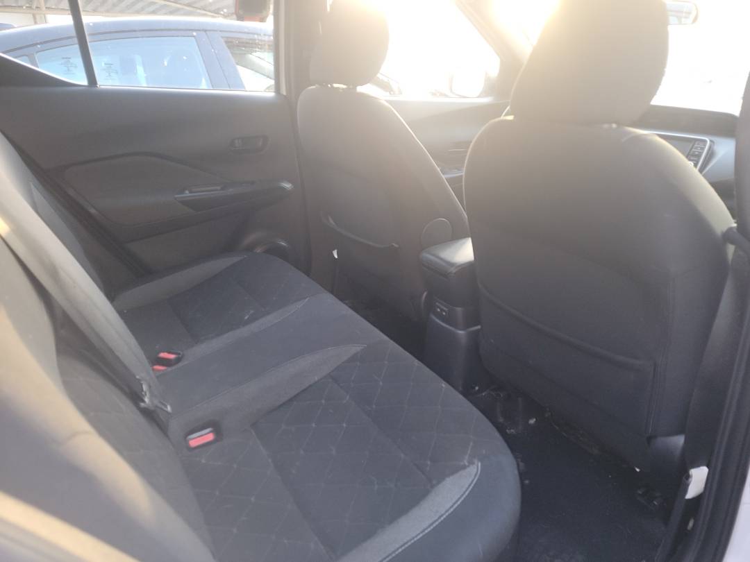 2019 NISSAN KICKS — 43802 Miles — Lot 72666753 - Marhaba Auctions Used Cars - Image 5