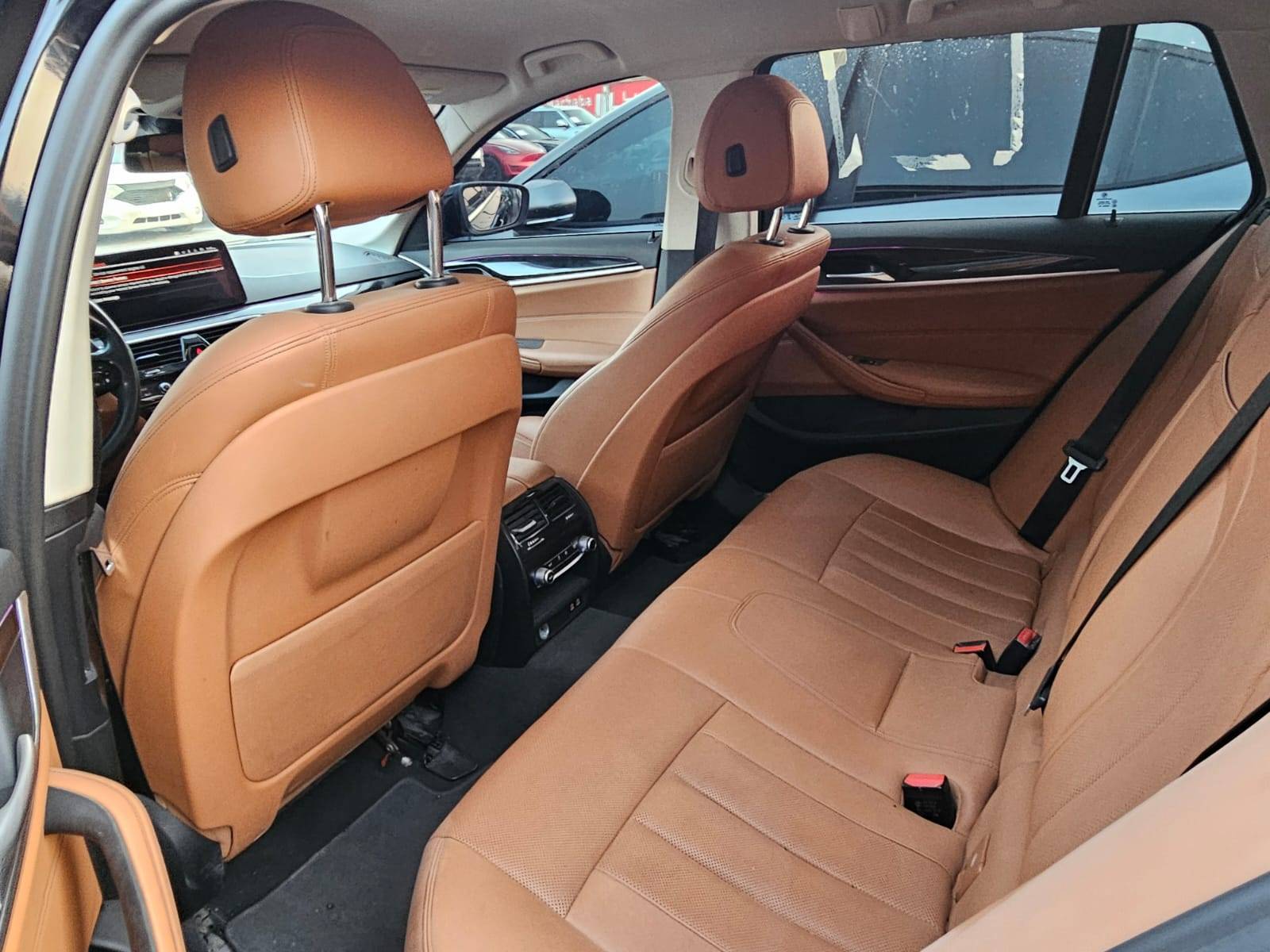 2023 BMW 520I — 396322 KM — Lot PCL44938 - Marhaba Auctions Used Cars - Image 9