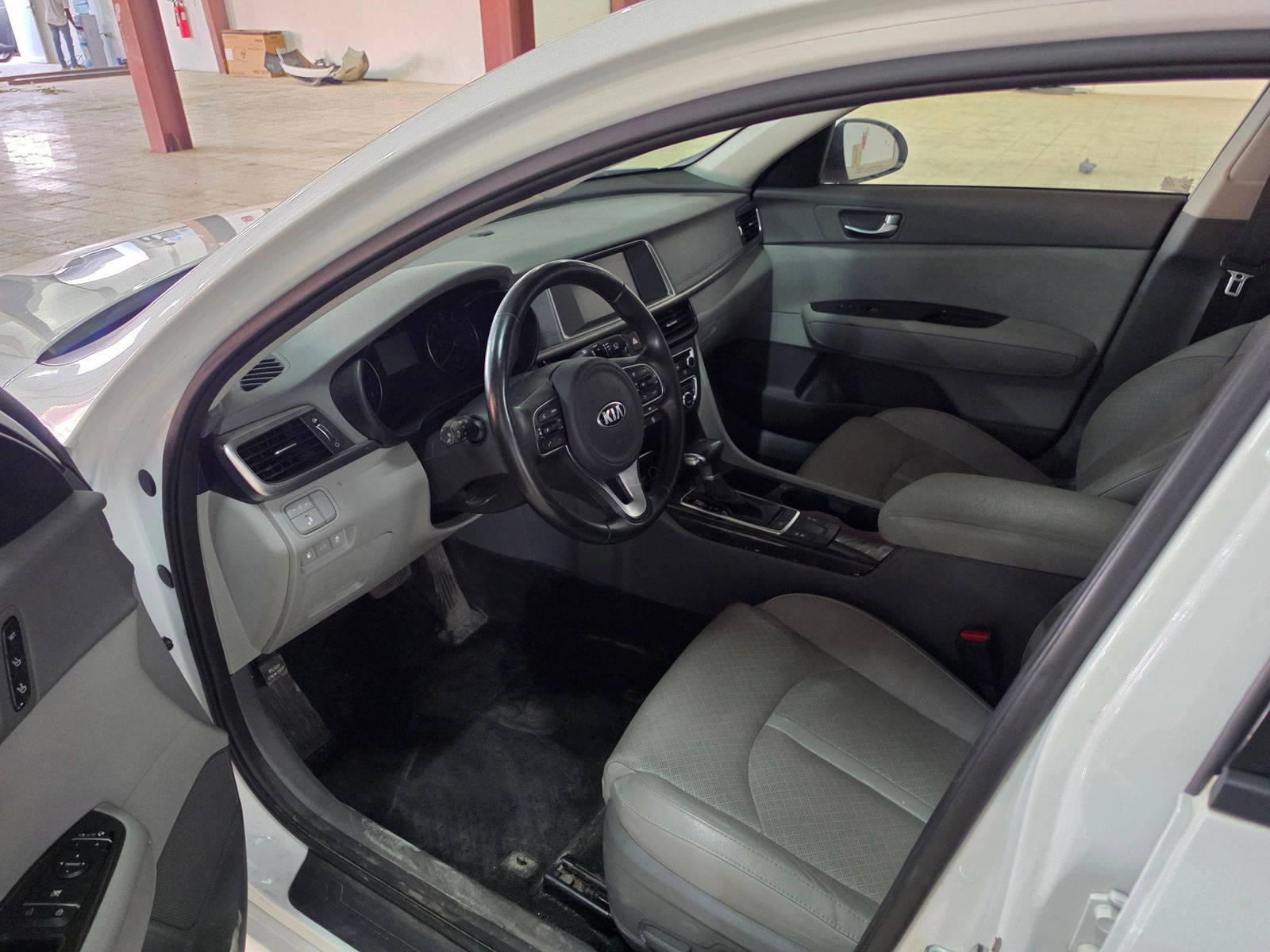 KIA OPTIMA 2018 - Marhaba Auction Used Cars - Image 8