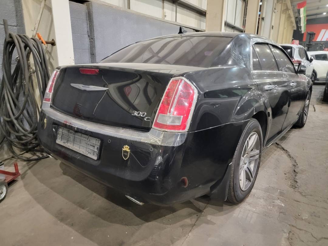 2012 CHRYSLER 300 C — 124941 Miles — Lot CH236098 — Main - Marhaba Auctions Used Cars - Image 5