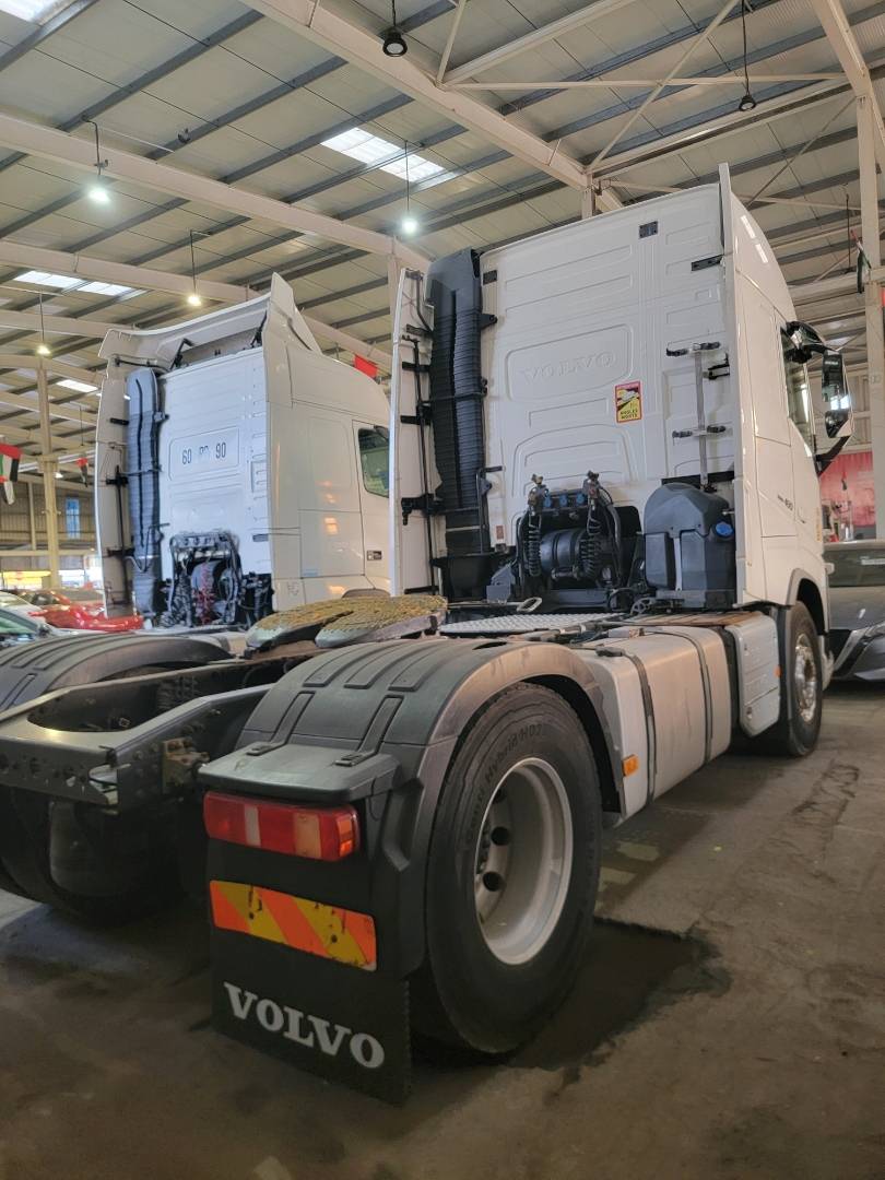 2015 VOLVO FH-Series — 1091793 KM — Lot 734513 - Marhaba Auctions Used Cars - Image 5