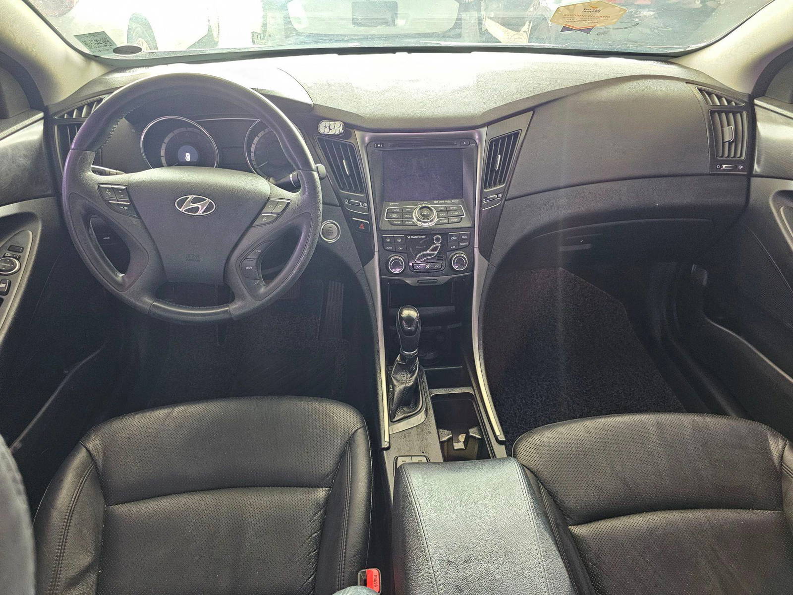 2012 HYUNDAI SONATA — 165331 KM — Lot 470835 — Souq - Marhaba Auctions Used Cars - Image 7