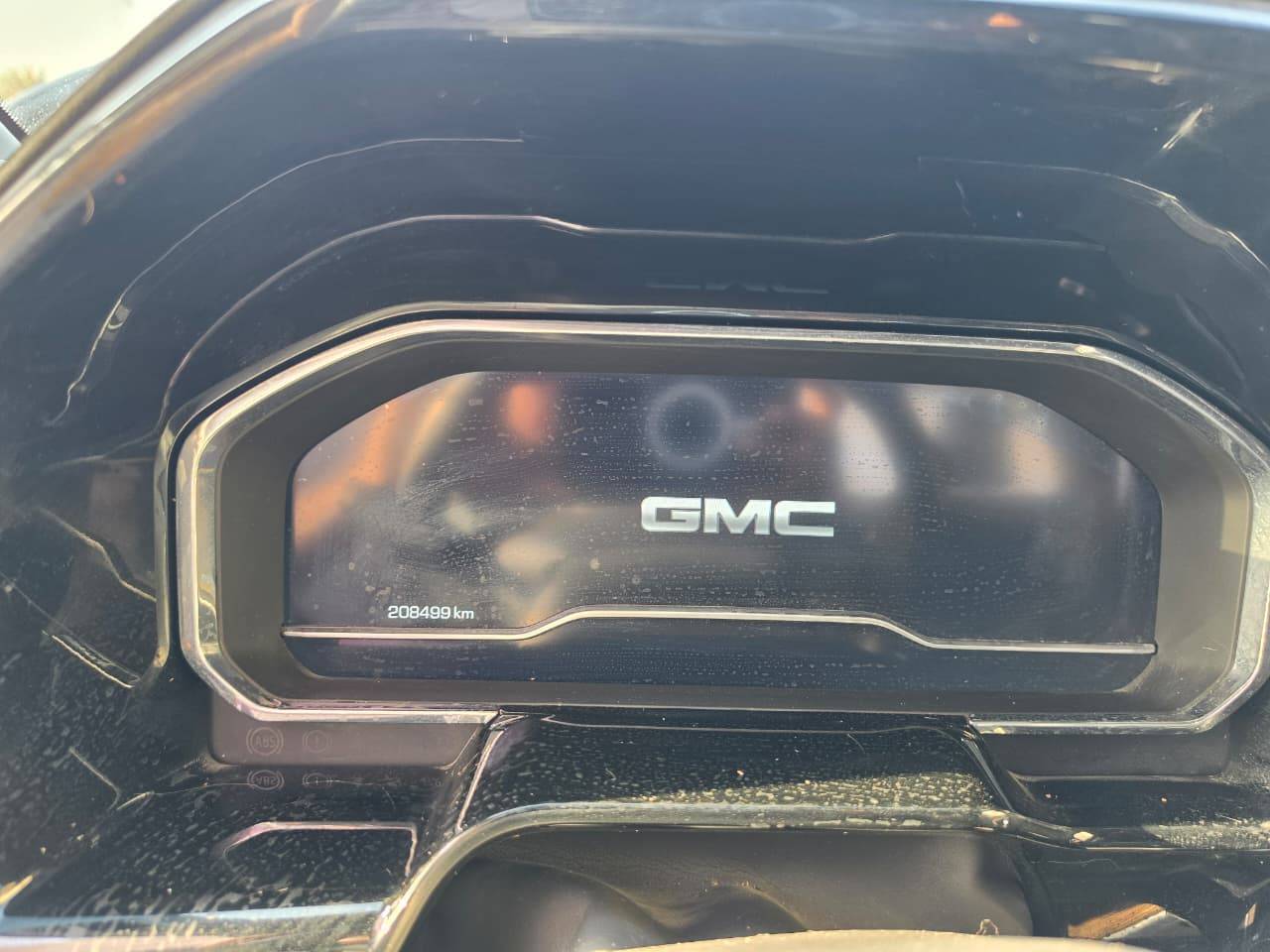 2023 GMC SIERRA K1500 — 208499 KM — Lot 93687365 - Marhaba Auctions Used Cars - Image 13