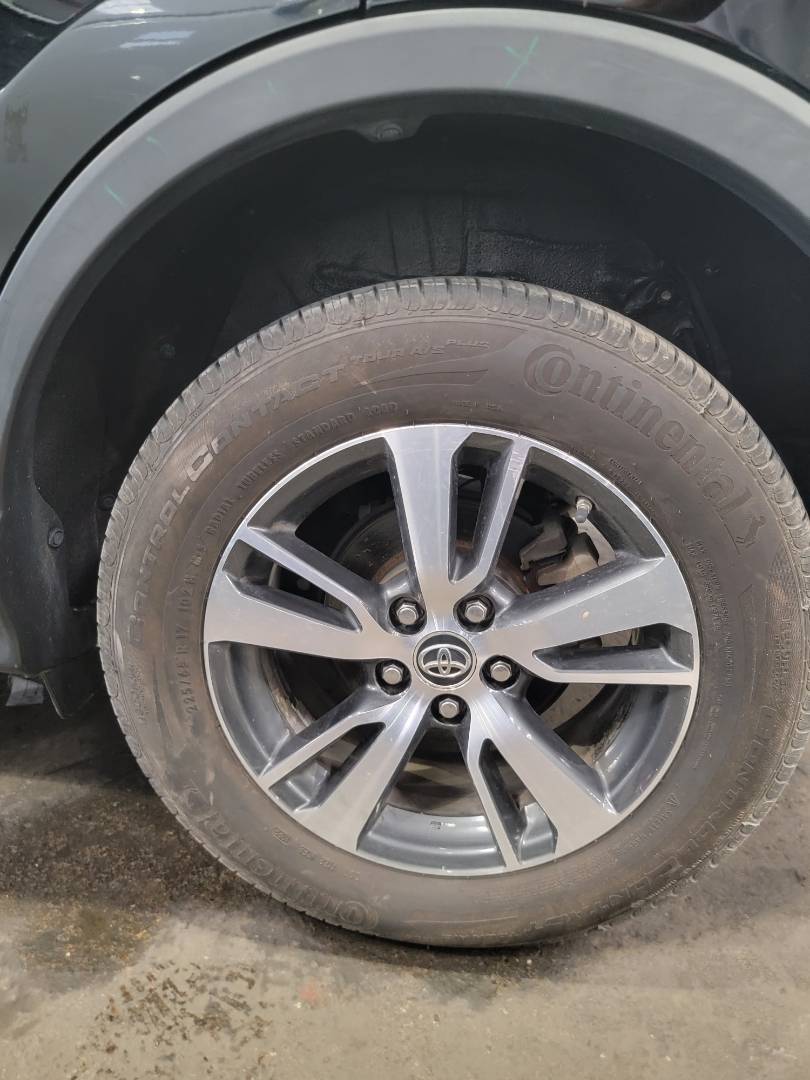 2018 TOYOTA RAV4 — 125286 Miles — Lot 408981 — Main - Marhaba Auctions Used Cars - Image 11