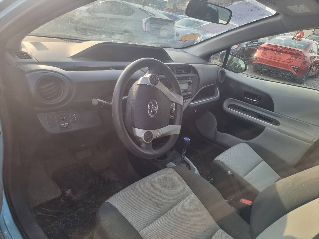 TOYOTA PRIUS C 2014 - Marhaba Auction Used Cars - Image 7