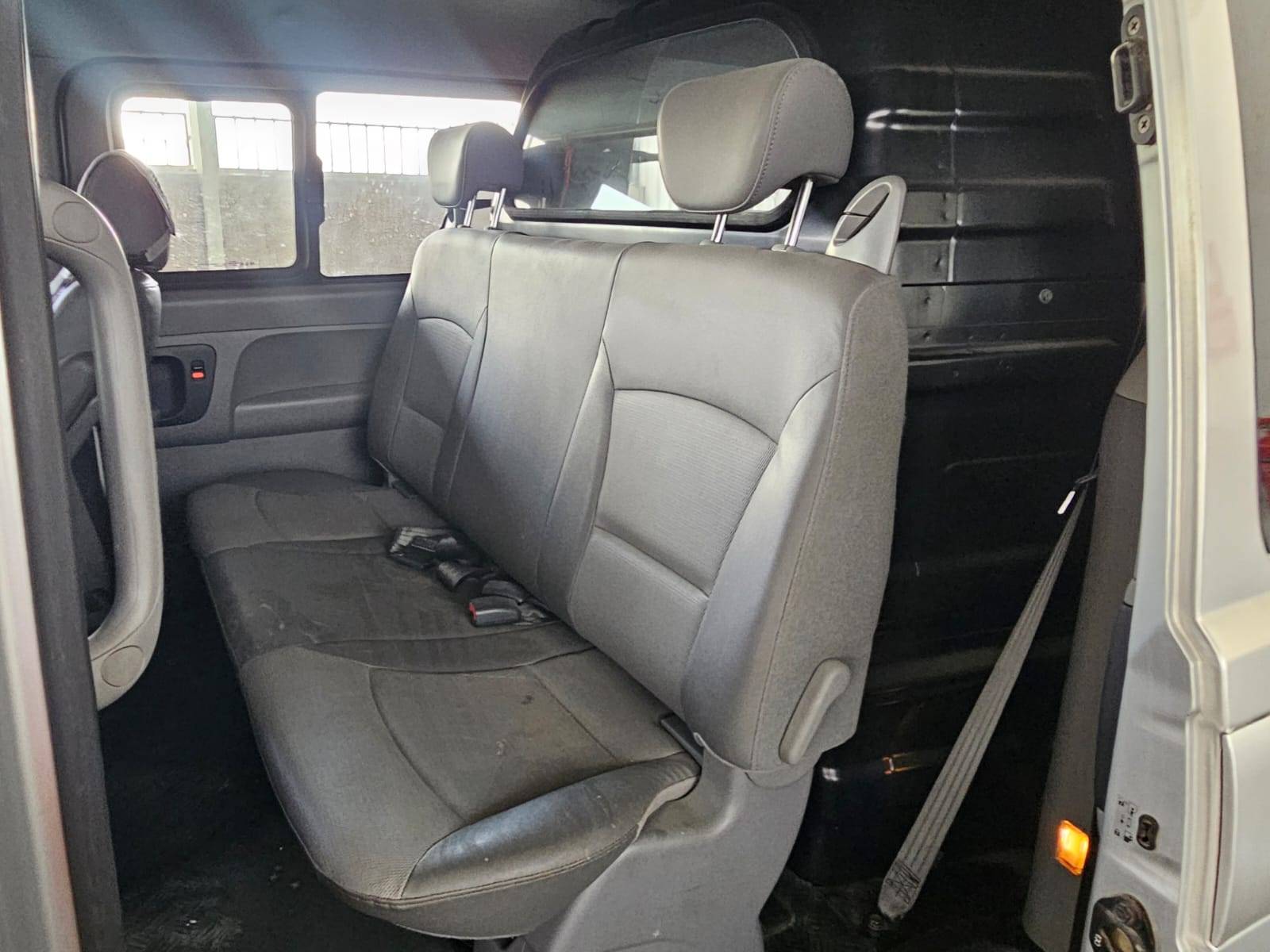 2010 HYUNDAI GRAND STAREX — 295715 KM — Lot AU200520 — Main - Marhaba Auctions Used Cars - Image 10