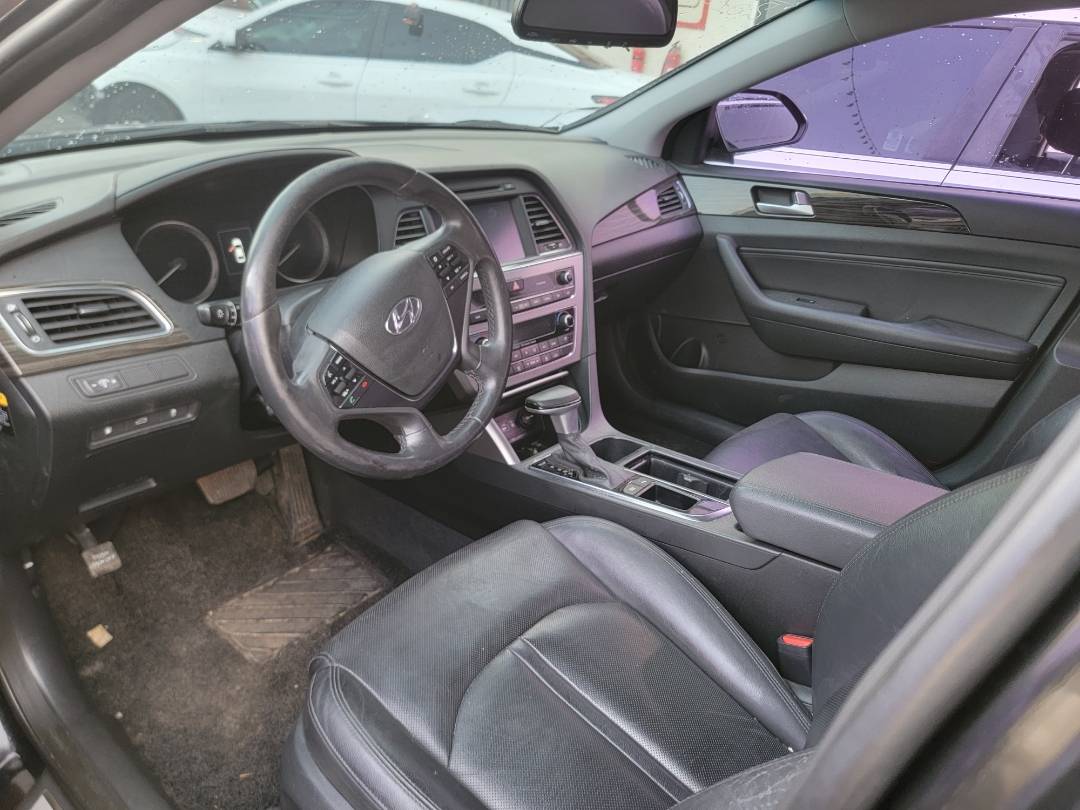 2015 HYUNDAI SONATA — 185984 KM — Lot FA045950 — Souq - Marhaba Auctions Used Cars - Image 7