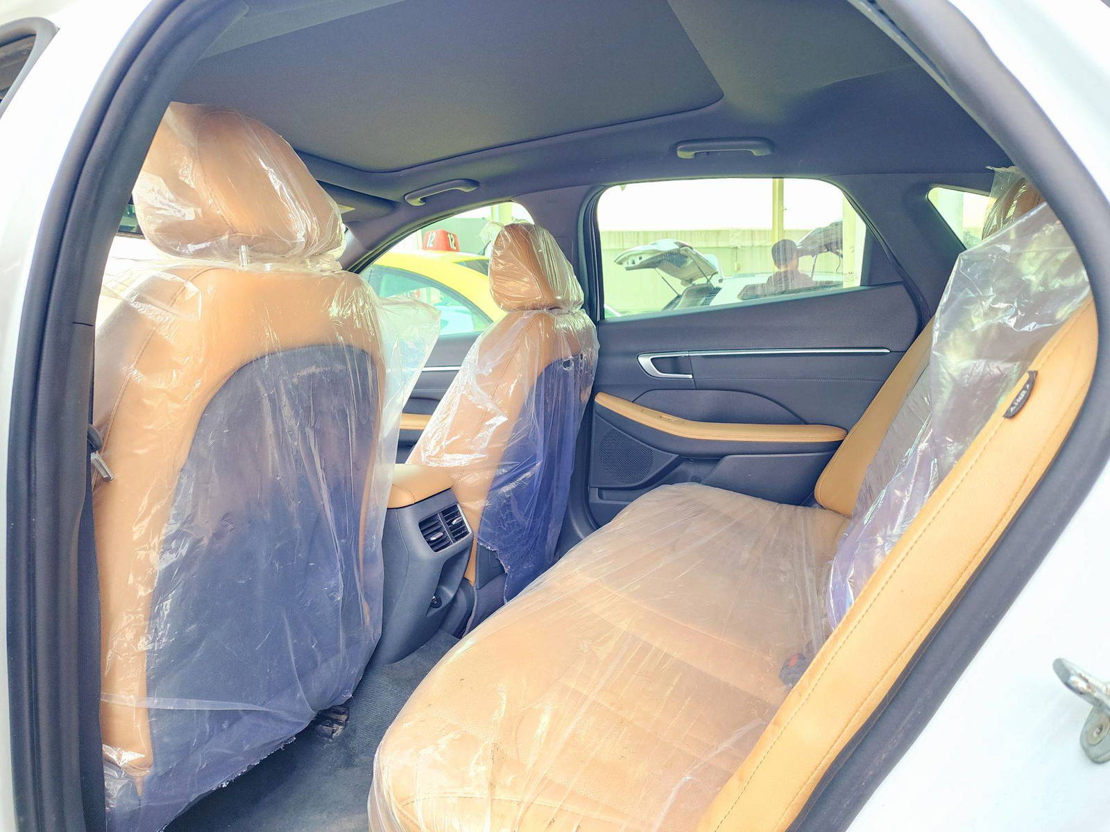 2020 HYUNDAI SONATA — 148610 Miles — Lot 013565 — Souq - Marhaba Auctions Used Cars - Image 6