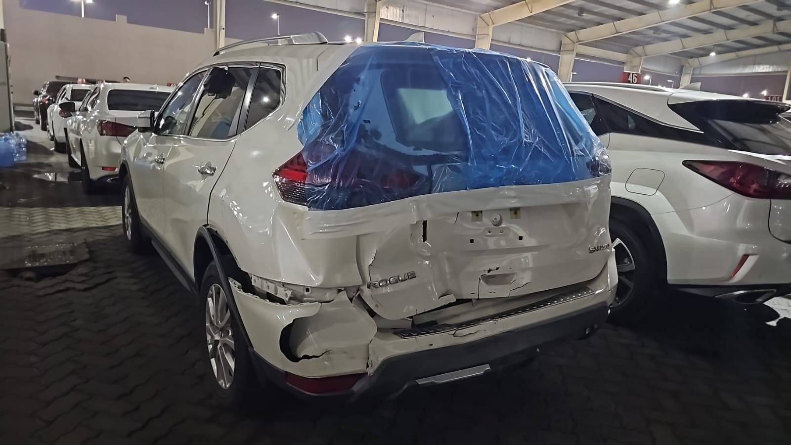 2017 NISSAN ROGUE — 119395 Miles — Lot 580420 — Souq - Marhaba Auctions Used Cars - Image 4
