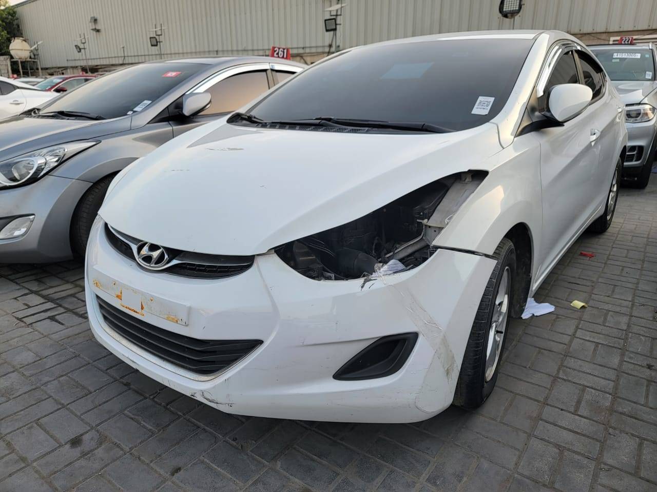 2011 HYUNDAI AVANTE — 129737 KM — Lot BU140803 — Main - Marhaba Auctions Used Cars - Image 4