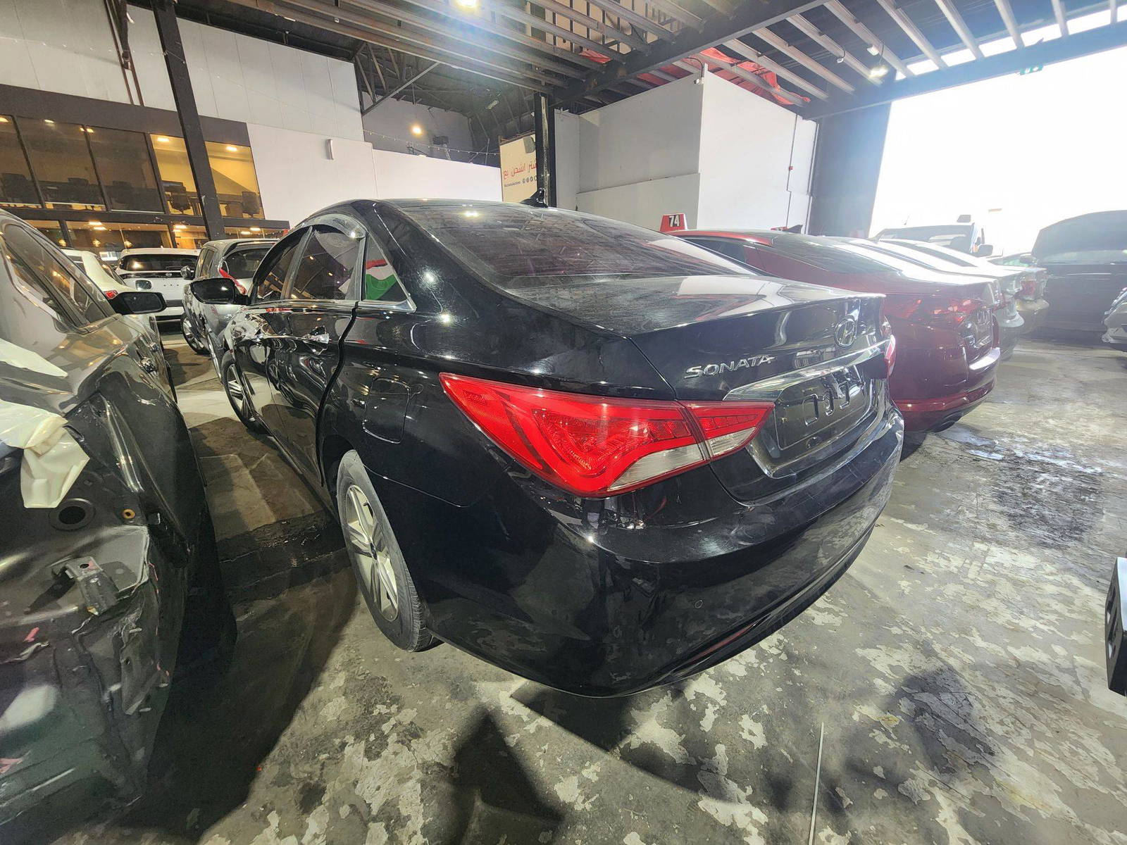 2013 HYUNDAI SONATA — 161111 KM — Lot 497532 — Al Quoz - Marhaba Auctions Used Cars - Image 6