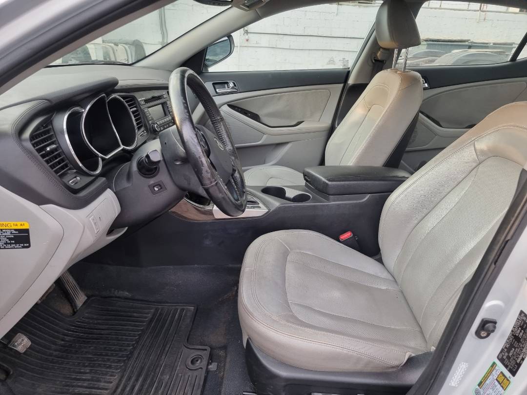 2011 KIA OPTIMA — 209812 Miles — Lot 215487 — Souq - Marhaba Auctions Used Cars - Image 8